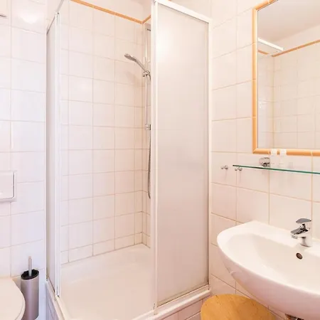 Hochwertig Einger. Mit Sonnenterrasse, Veranda, In Strandnähe * Ostseebad Kühlungsborn