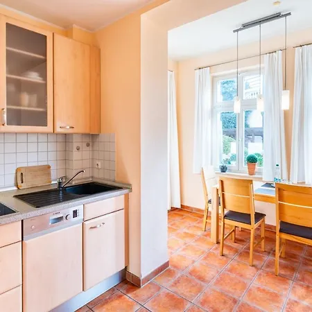 Hochwertig Einger. Mit Sonnenterrasse, Veranda, In Strandnaehe Apartment Kuehlungsborn